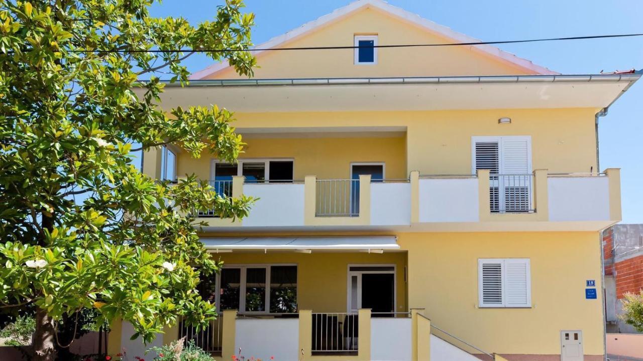 Apartments Sonia ซูโกชัน ภายนอก รูปภาพ