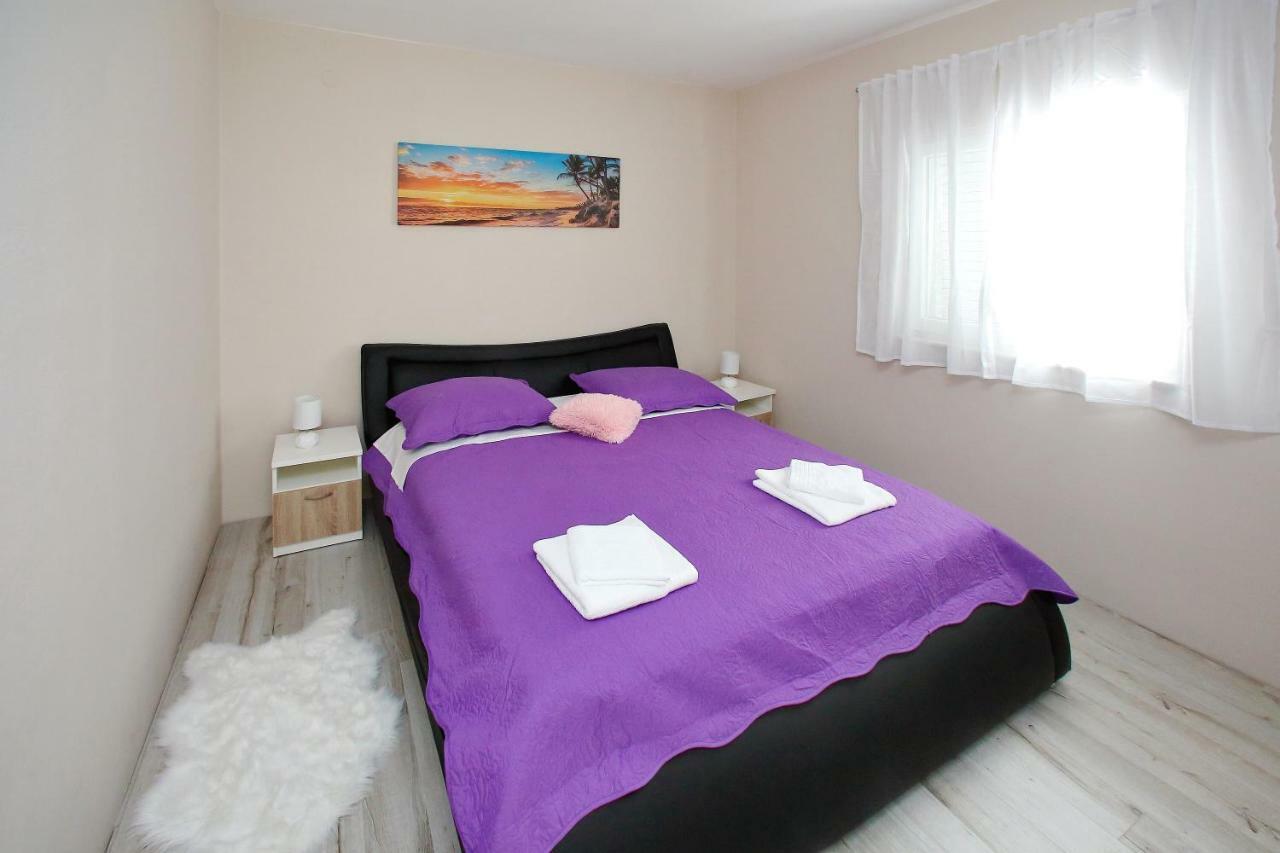 Apartments Sonia ซูโกชัน ภายนอก รูปภาพ