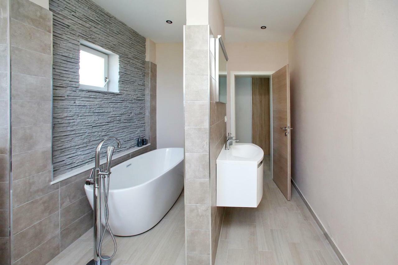 Apartments Sonia ซูโกชัน ภายนอก รูปภาพ