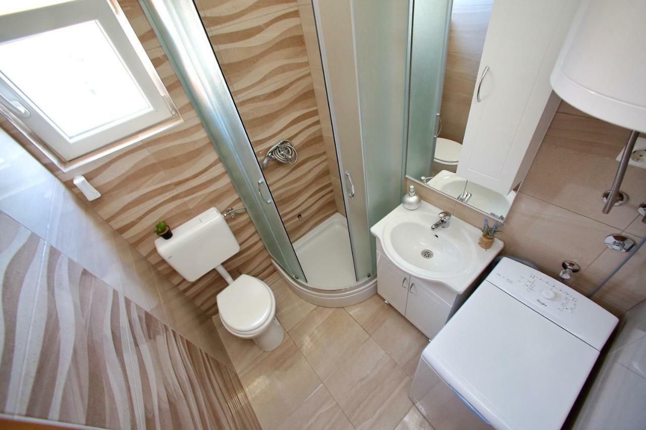 Apartments Sonia ซูโกชัน ภายนอก รูปภาพ